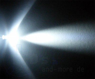 SET 100x ultrahelles 5mm LED Kalt Wei 18.000 mcd 20