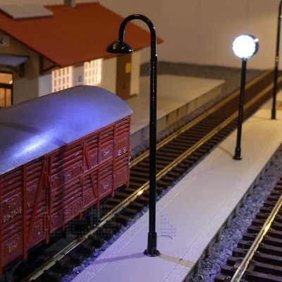 Bahnhofs-Laterne schlicht Bogenleuchte LED wei 1-armig 48mm
