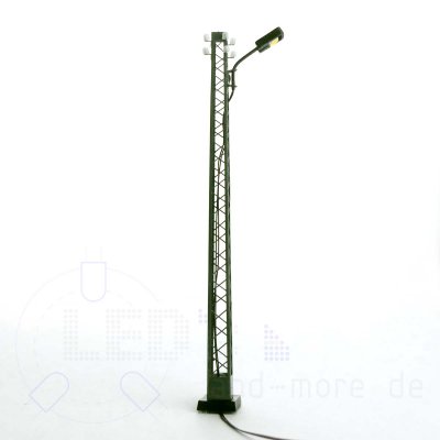 Gittermast Leuchte Lampe LED warmwei mit Isolatoren (Ostalgie)
